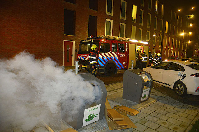 2019/5/20190101-02u52 GB 001 Jan Oudegeeststraat containerbrand.jpg